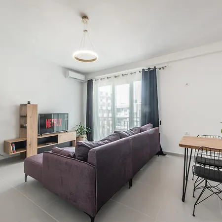 & Natural Light 2bdr Private Parking 아파트 *