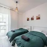 Апартаменты & Natural Light 2bdr Private Parking Тирана
