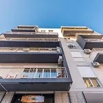 & Natural Light 2bdr Private Parking Тирана
