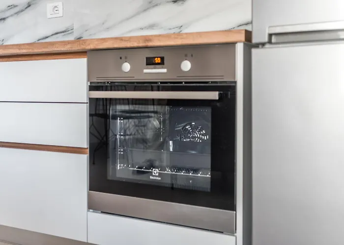 Апартаменты & Natural Light 2bdr Private Parking