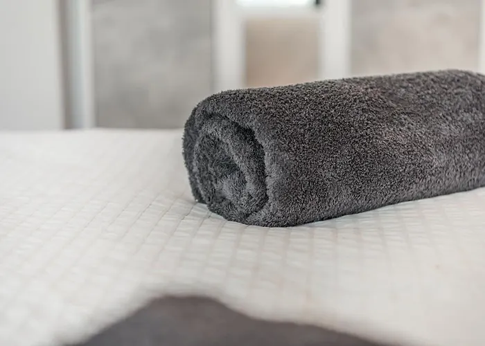 & Natural Light 2bdr Private Parking * Тирана