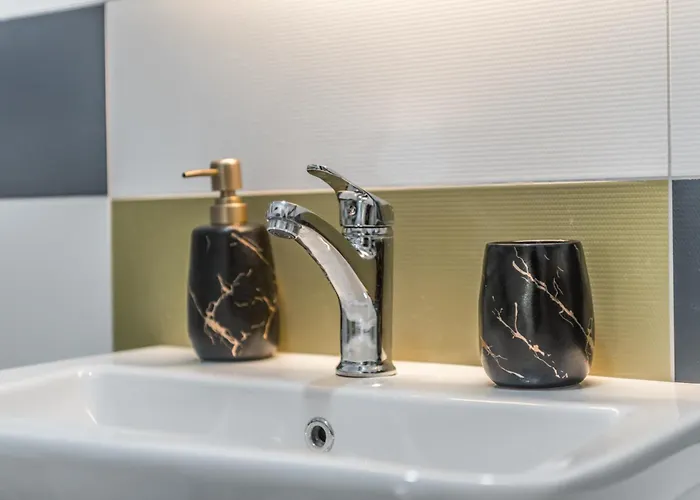 Апартаменты & Natural Light 2bdr Private Parking *