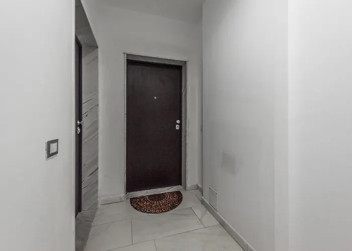 & Natural Light 2bdr Private Parking Тирана