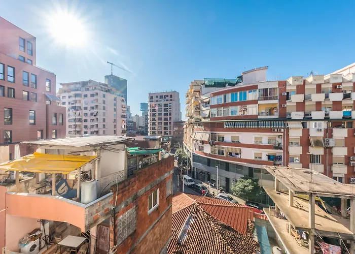 Апартаменты & Natural Light 2bdr Private Parking Тирана